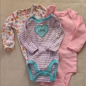 Set of 3 long sleeve onesies